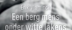 Een berg mens onder witte lakens - Erik Vlaminck